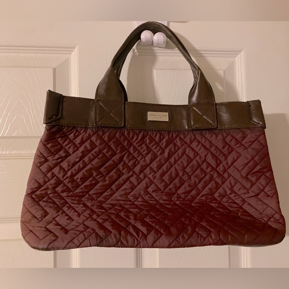 Tommy Hilfiger Quilted Handbag Satchel EUC